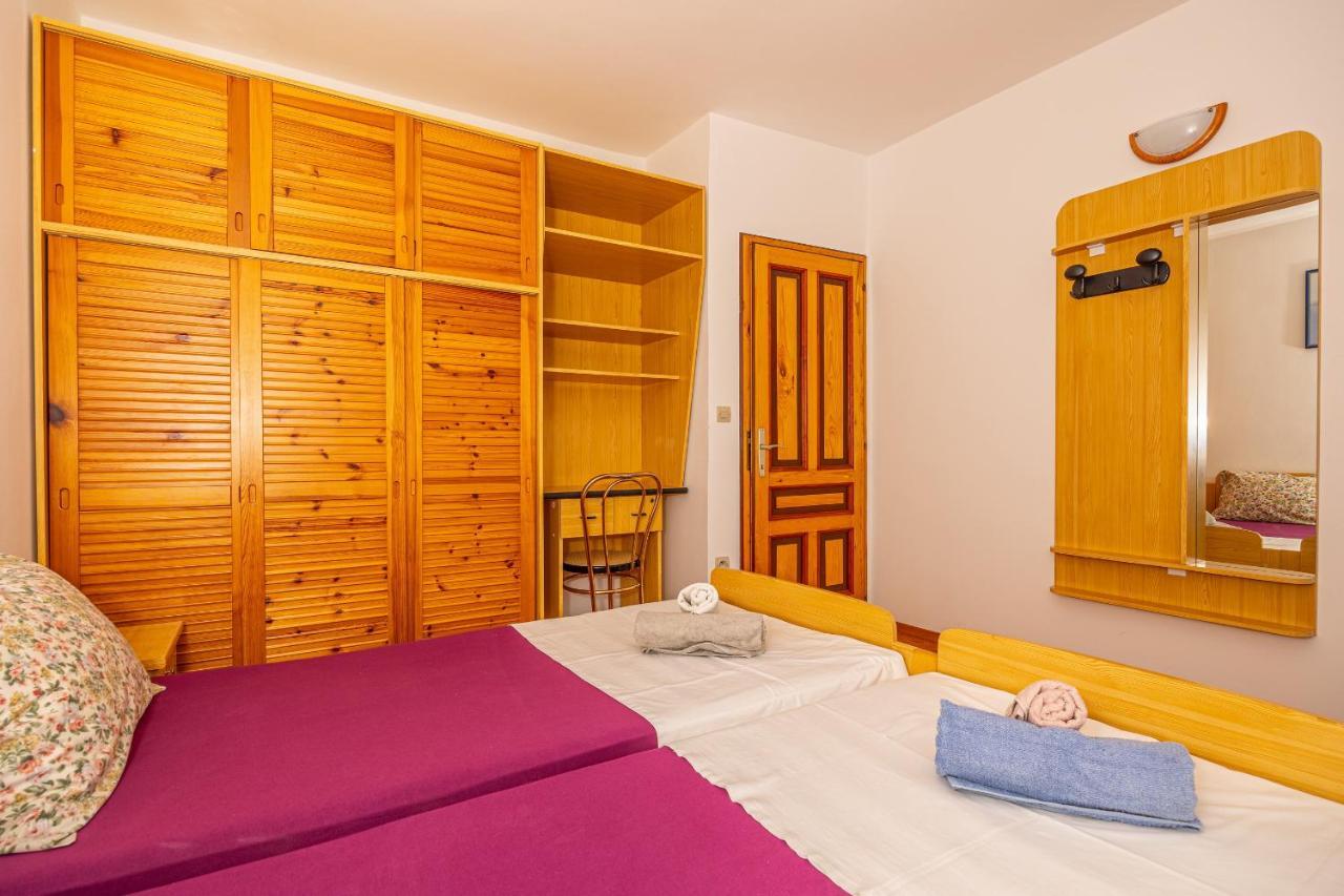 Apartments Francoise Crikvenica Εξωτερικό φωτογραφία