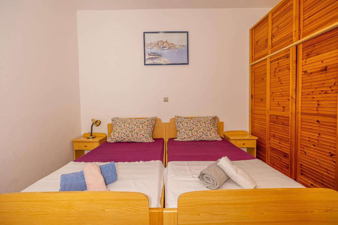 Apartments Francoise Crikvenica Εξωτερικό φωτογραφία