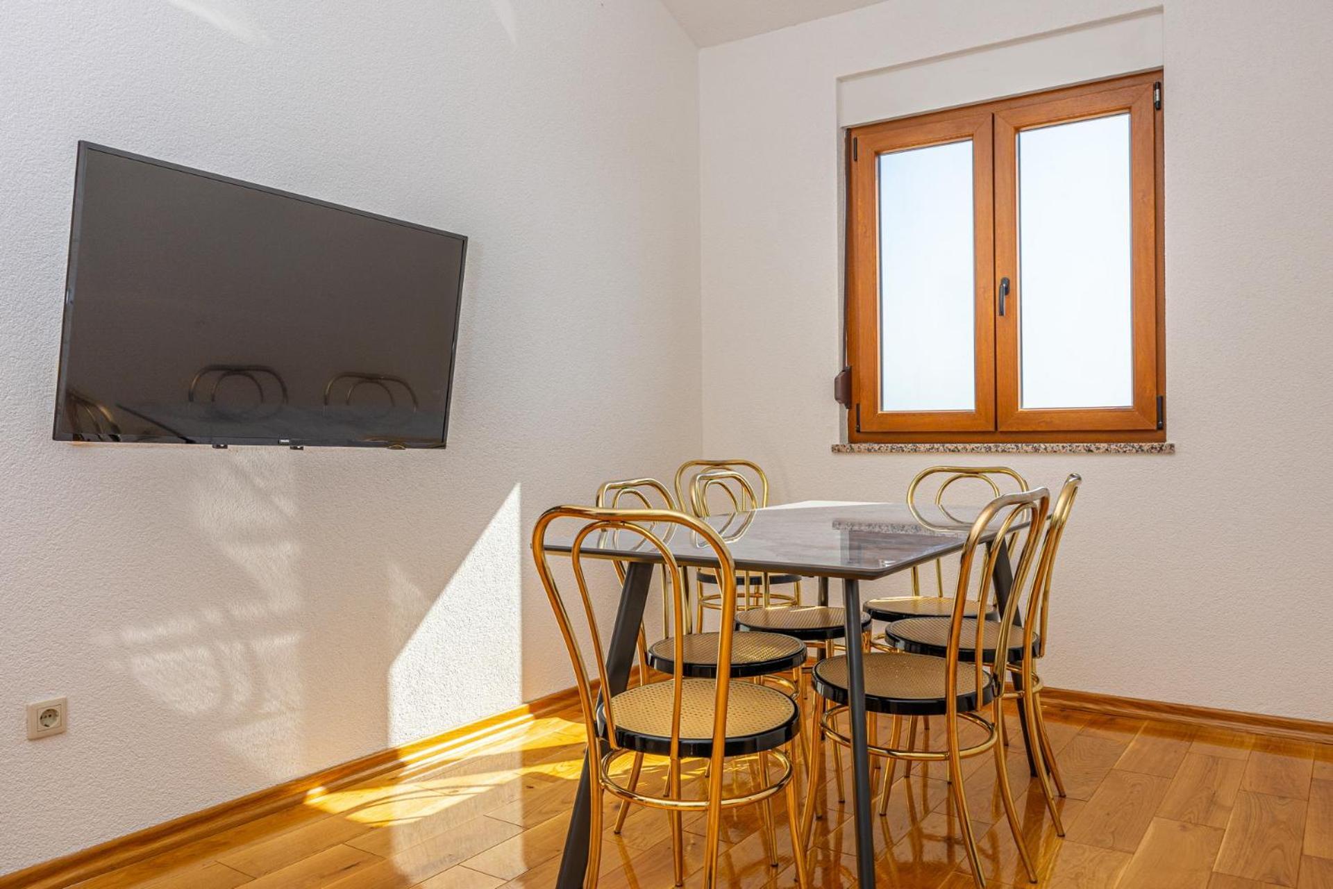 Apartments Francoise Crikvenica Εξωτερικό φωτογραφία