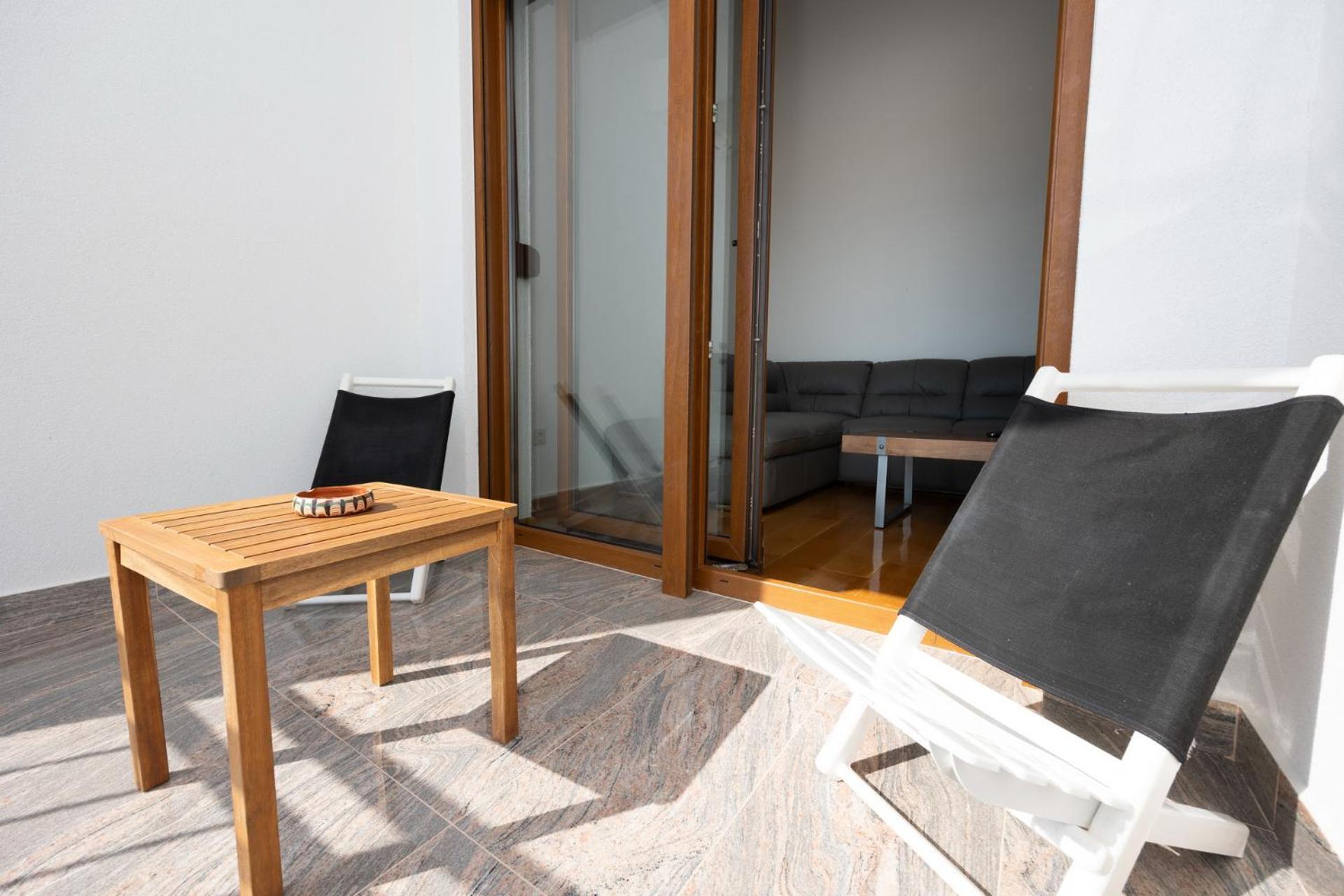 Apartments Francoise Crikvenica Εξωτερικό φωτογραφία